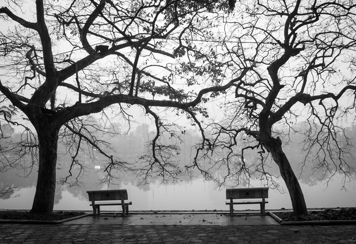 Hoan-Kiem-Lake-in-winter